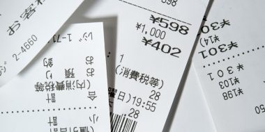 レジ清算と表示価格と違い、信用を失う。システムの売価変更で解決？