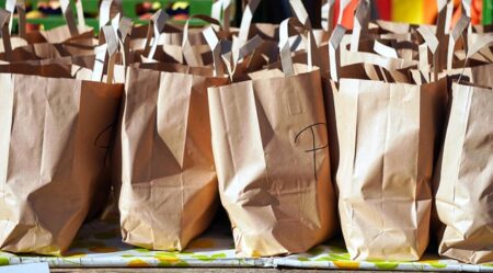 2025年の繁盛小売店はどんな店舗か予想